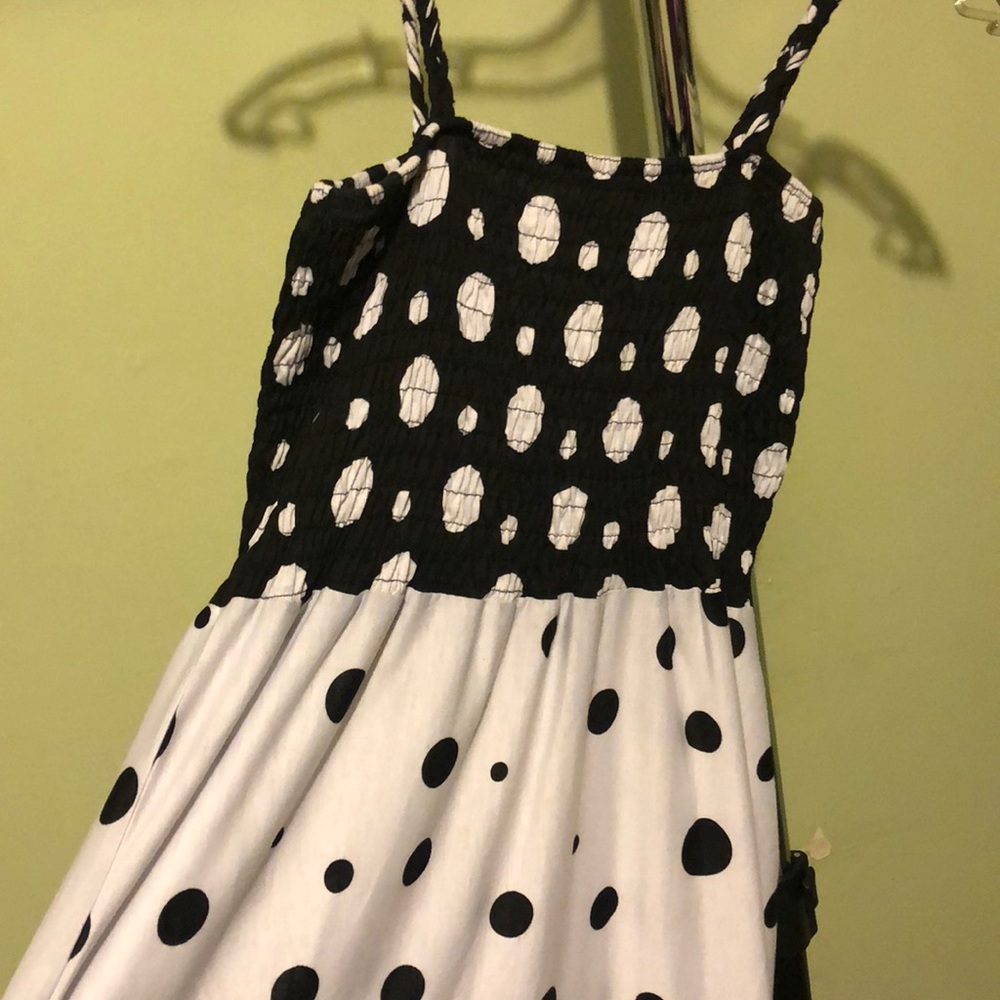 Dress - Picture 2 of 3